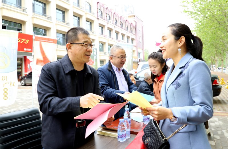 1556587749894785.jpg 323290353813105040.jpg